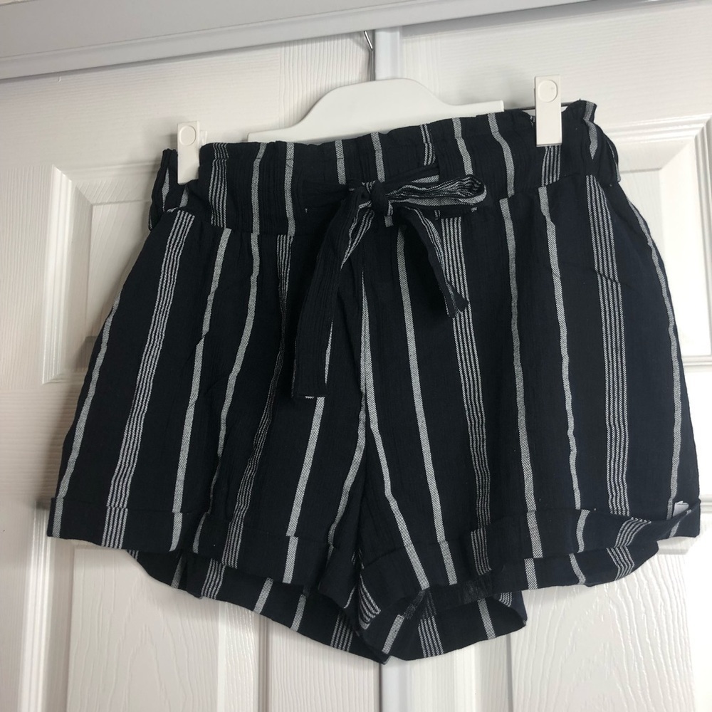 Urban Rebel Shorts Black White Stripe‎ Cotton M